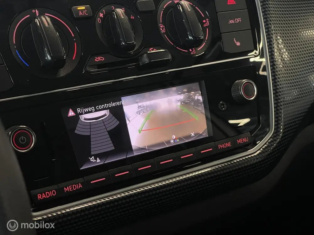 Volkswagen Up! Move | Camera | Stoelverwarming | Cruise | 77 uit 2023, foto 20