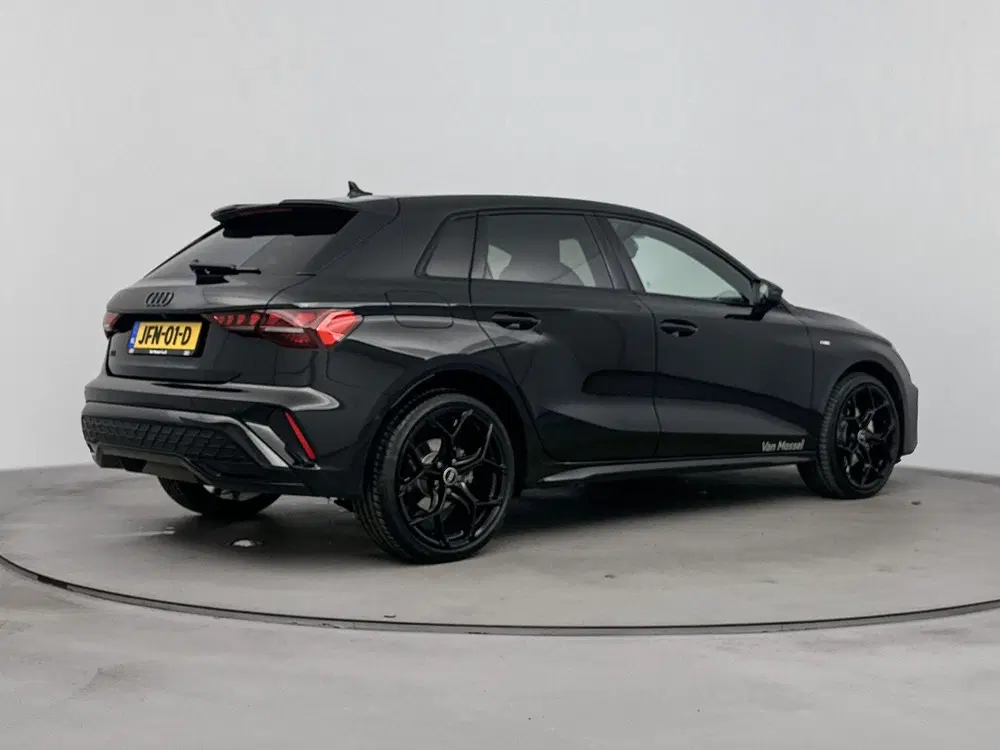 Audi A3 40 TFSI e S edition uit 2025, foto 4