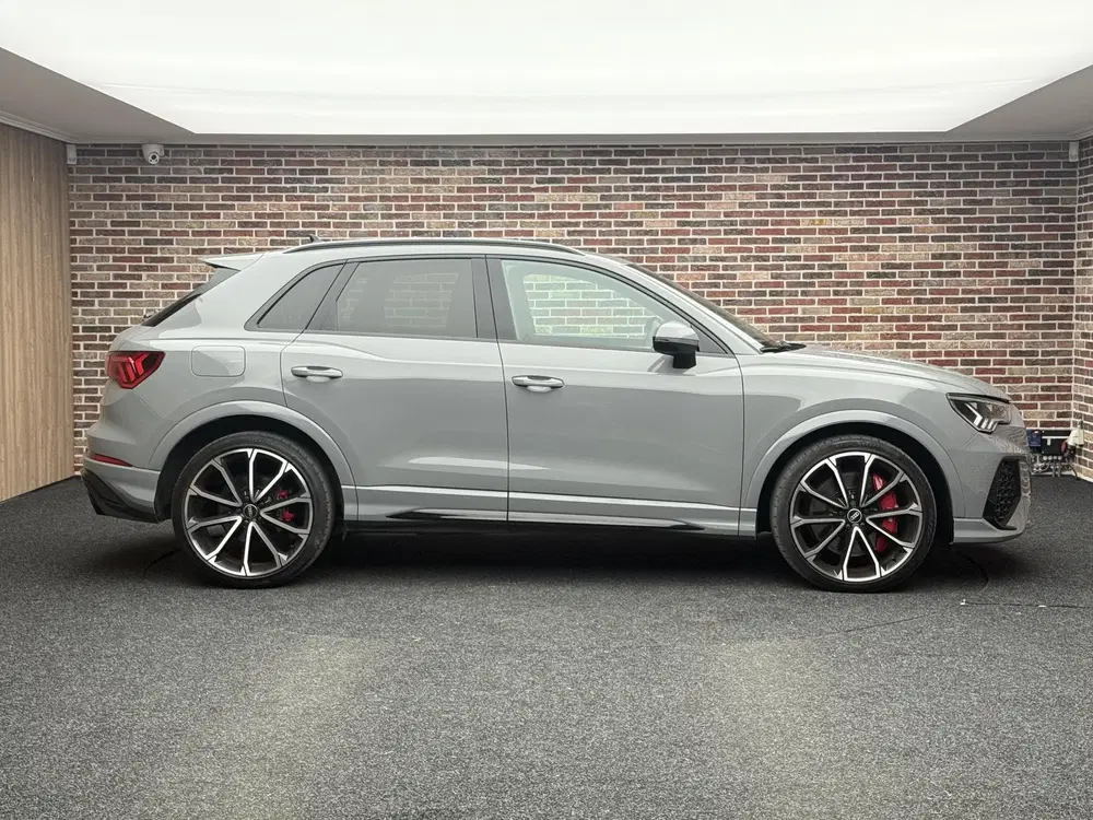 Audi RS Q3 TFSI Nardo Panorama Virtual 360 Trekhaak B uit 2021, foto 4