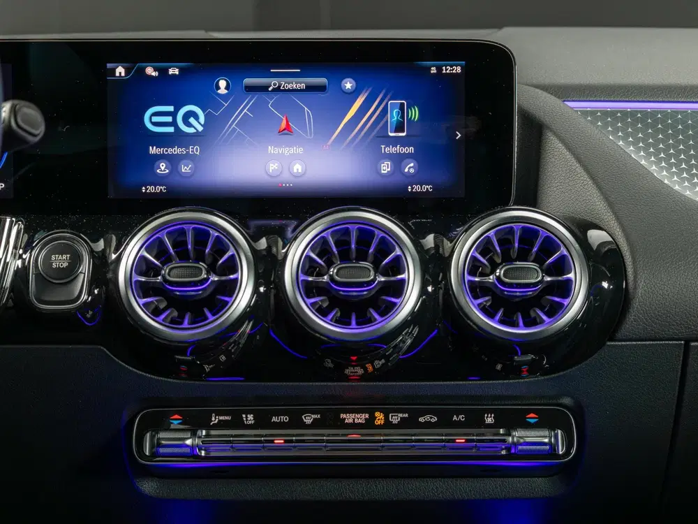 Mercedes-Benz EQA 250+ Business Solution Luxury 71 kWh Panor uit 2026, foto 15