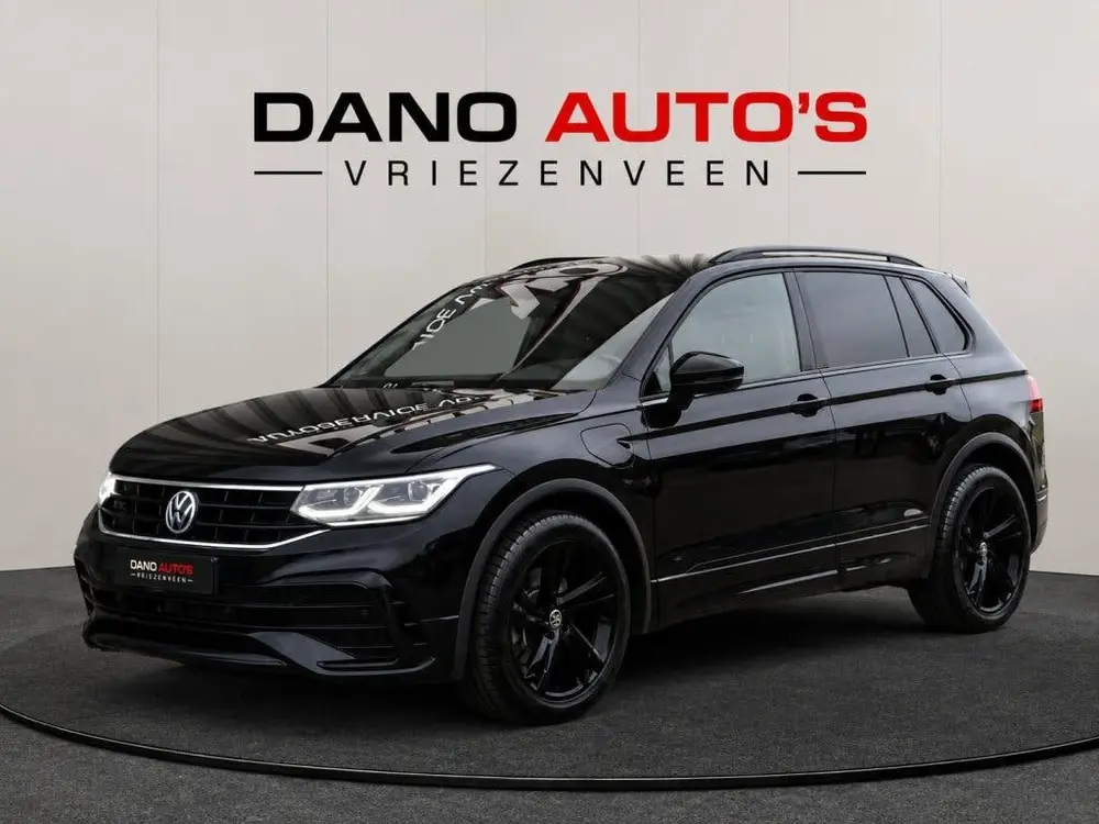 Volkswagen Tiguan 1.4 TSI R-Line eHybrid Black Edition IQ Li uit 2021