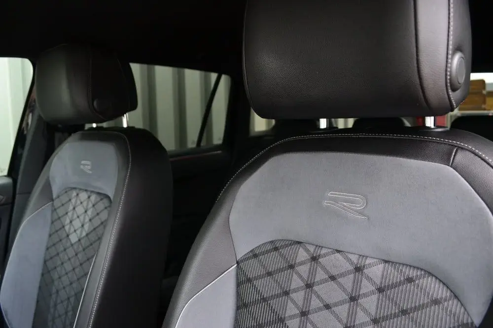 Volkswagen Tiguan 1.4 TSI R-Line eHybrid Black Edition IQ Li uit 2021, foto 10