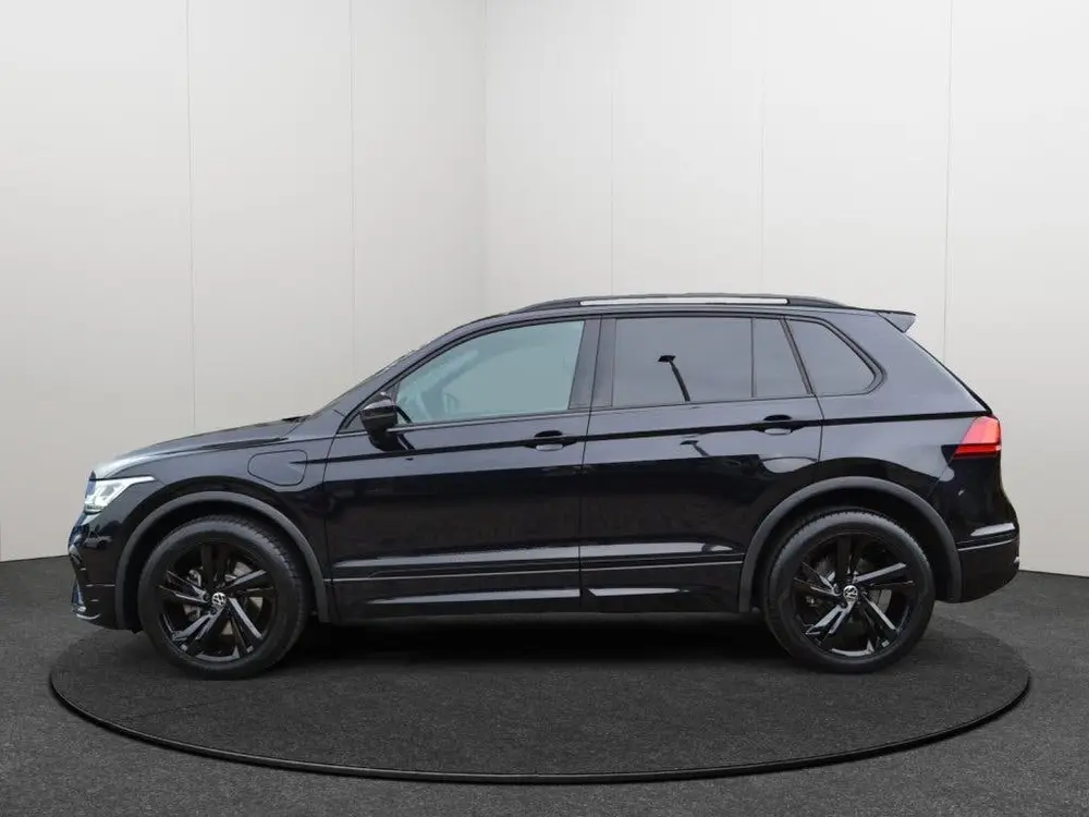 Volkswagen Tiguan 1.4 TSI R-Line eHybrid Black Edition IQ Li uit 2021, foto 2