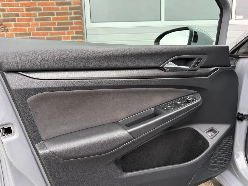 Volkswagen Golf VIII 1.4 GTE eHybrid! Camera! HUD! 1e Eigen. uit 2022, foto 20