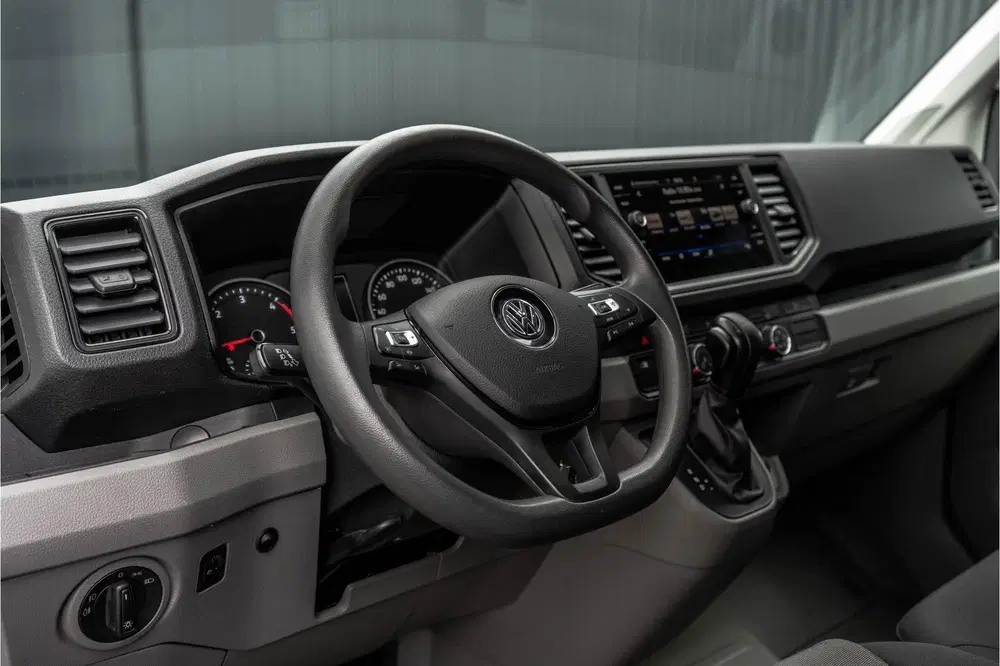 Volkswagen Crafter L3H3 uit 2021, foto 11