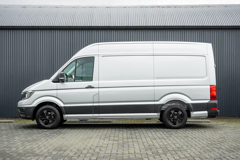 Volkswagen Crafter L3H3 uit 2021, foto 5