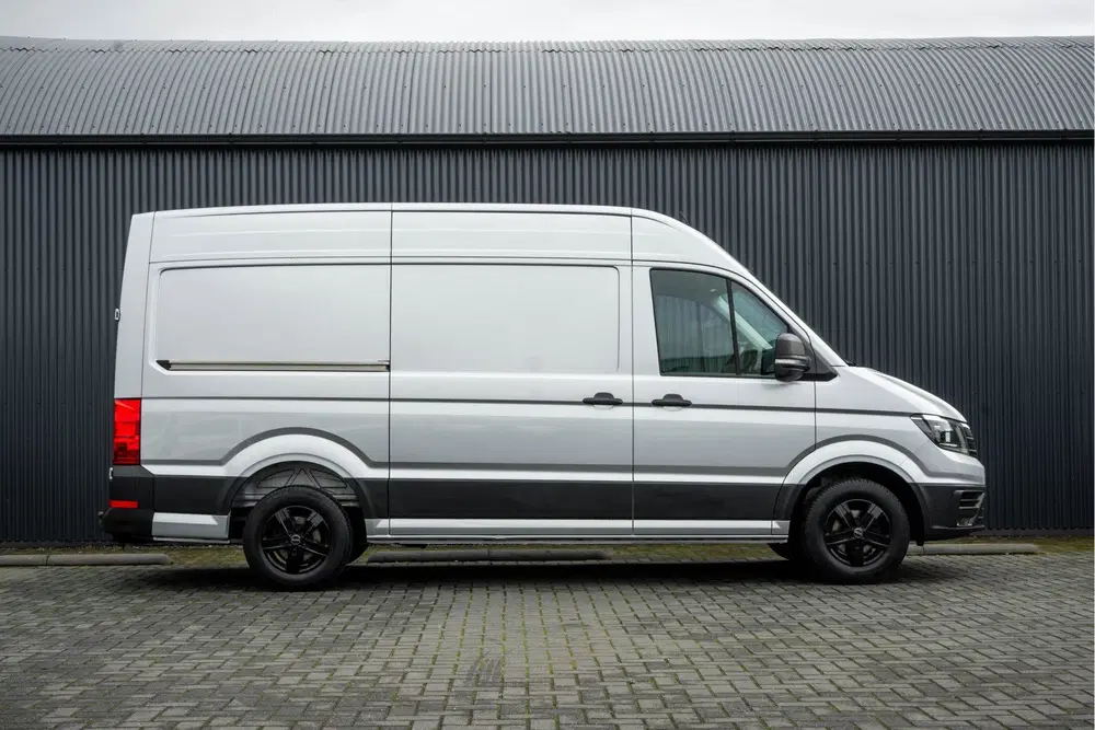 Volkswagen Crafter L3H3 uit 2021, foto 6