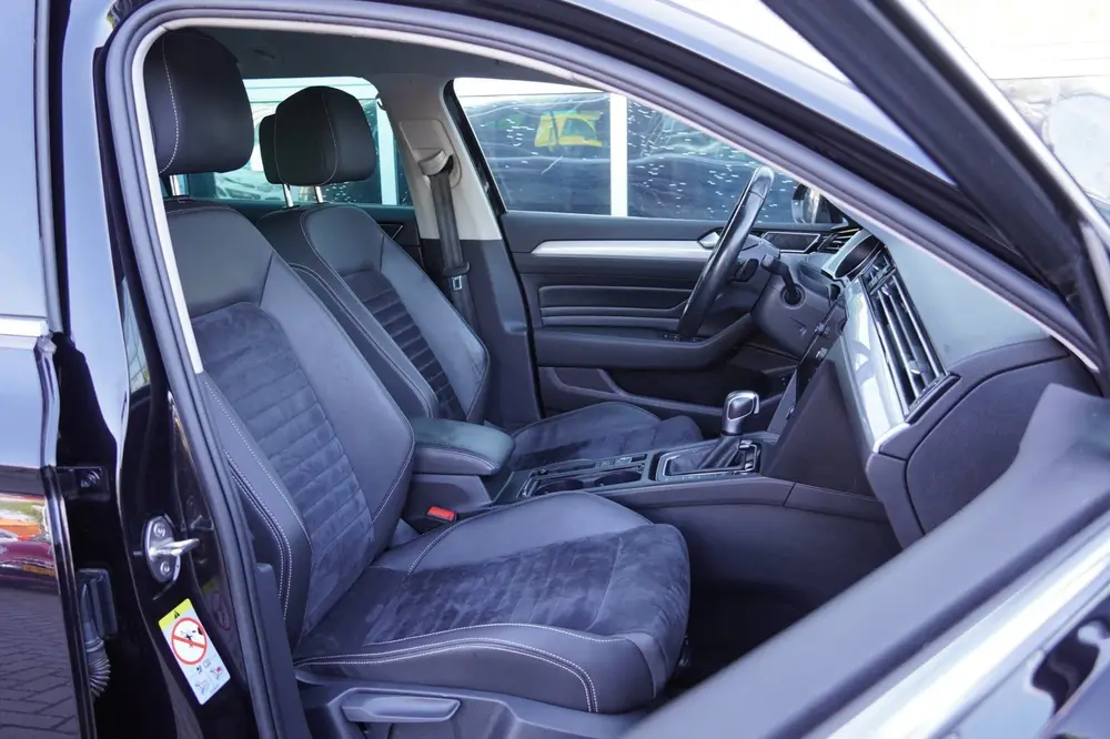 Volkswagen Passat Variant 1.4 TSI PHEV GTE Business AA/ACP uit 2020, foto 10