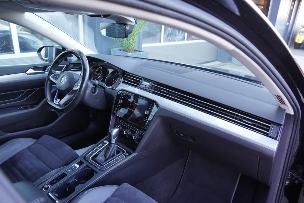Volkswagen Passat Variant 1.4 TSI PHEV GTE Business AA/ACP uit 2020, foto 12