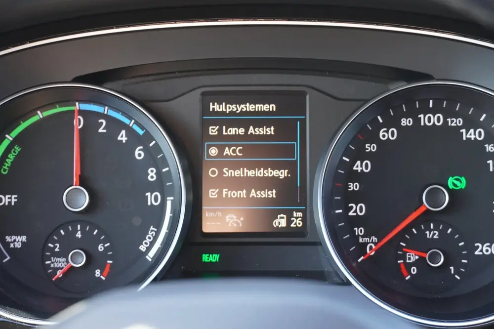 Volkswagen Passat Variant 1.4 TSI PHEV GTE Business AA/ACP uit 2020, foto 20