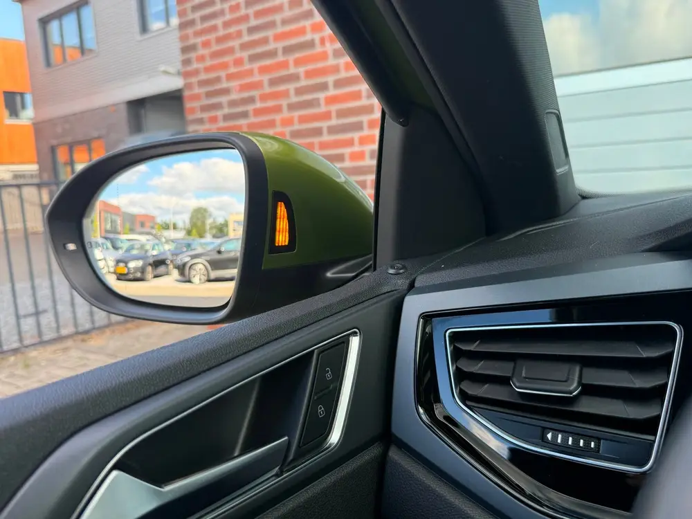 Volkswagen Taigo 1.0 TSI R-Line! 110PK! Nieuwstaat! 1e Eig! uit 2022, foto 16
