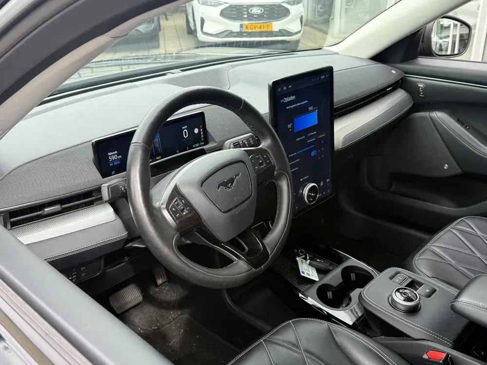 Ford Mustang Mach-E Extended RWD 98 kWh 360 camera-Bang en O uit 2021, foto 14