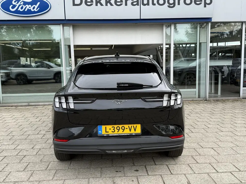 Ford Mustang Mach-E Extended RWD 98 kWh 360 camera-Bang en O uit 2021, foto 4