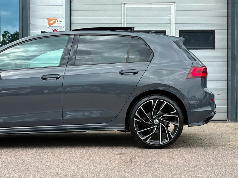 Volkswagen Golf 1.5 eTSI R-Line Business+| PANO| HUD| uit 2021, foto 14