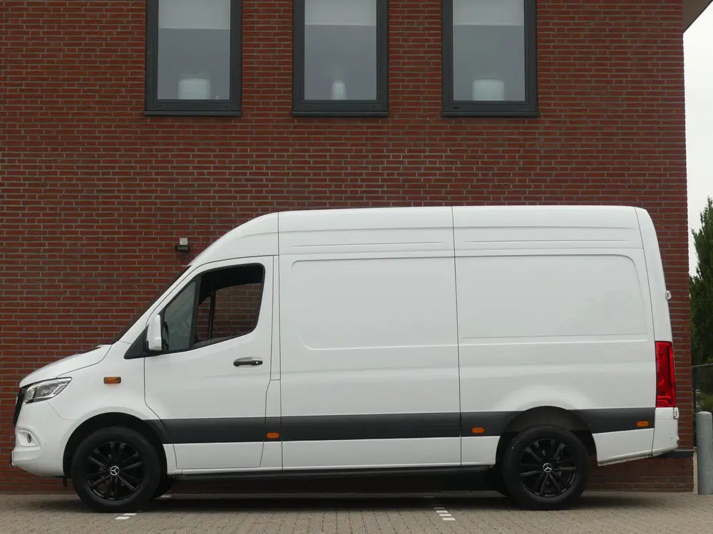 Mercedes-Benz Sprinter 317 CDI L2H2 LED uit 2024, foto 3
