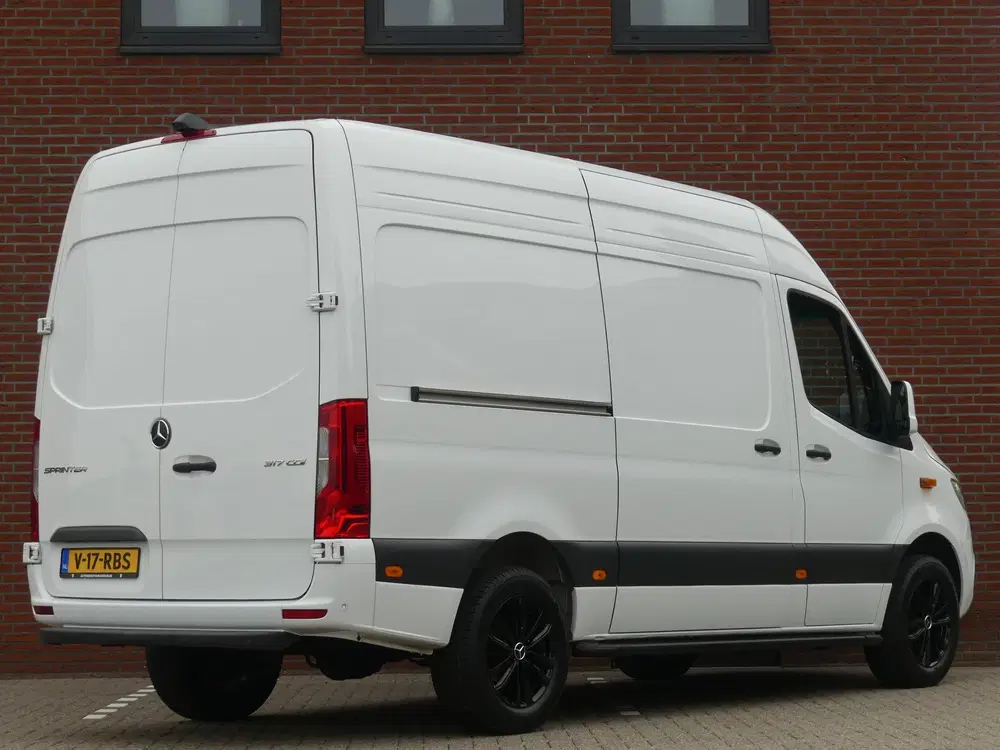 Mercedes-Benz Sprinter 317 CDI L2H2 LED uit 2024, foto 4