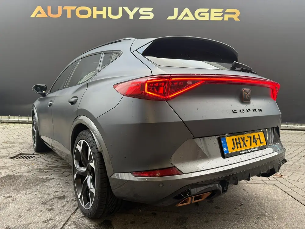Cupra Formentor 1.4 e-Hybrid VZ Copper Edition uit 2023, foto 2