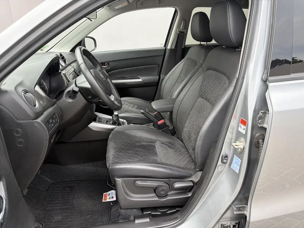 Suzuki Vitara 1.4 Boosterjet Comfort Smart Hybrid uit 2023, foto 6