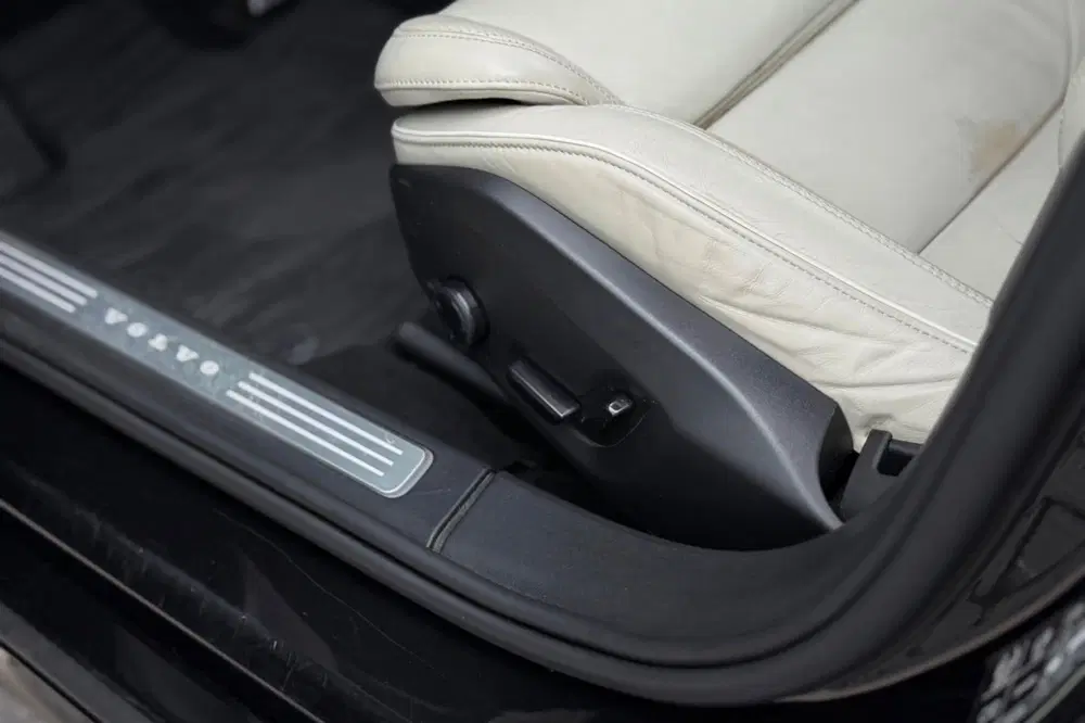 Volvo V90 B4 Ultimate Dark uit 2021, foto 13