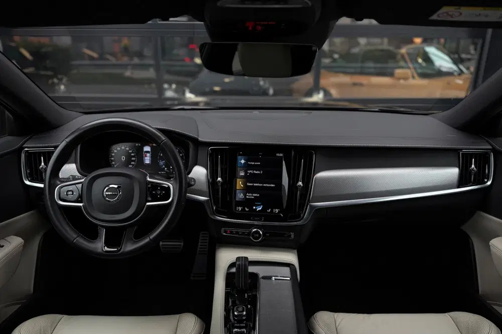 Volvo V90 B4 Ultimate Dark uit 2021, foto 9