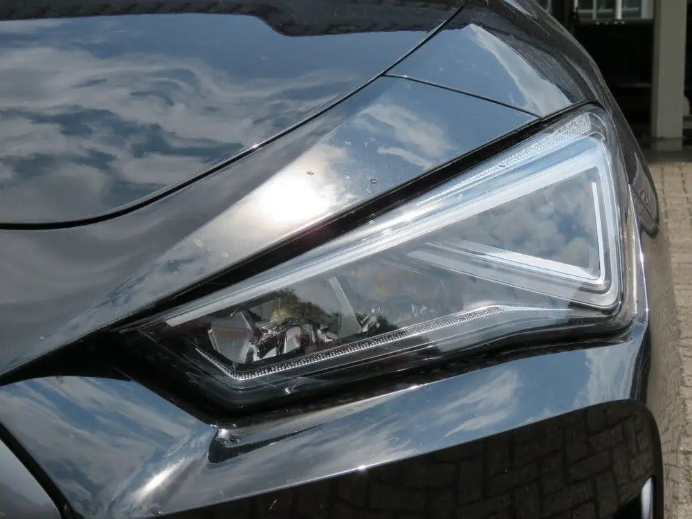 Cupra Leon 1.4 e-Hybrid 245pk COPPER ED. uit 2021, foto 9