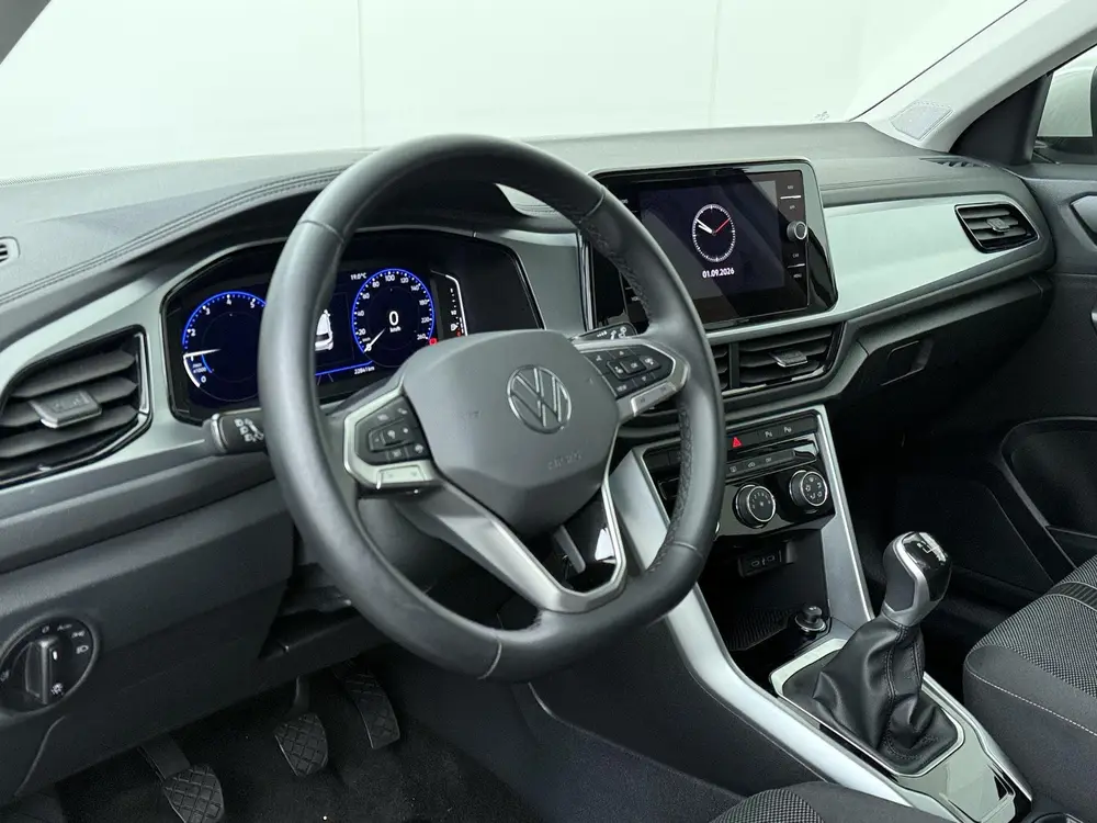 Volkswagen T-Roc 1.0 TSI Life | 110 PK | Adaptive Cruise Con uit 2022, foto 6