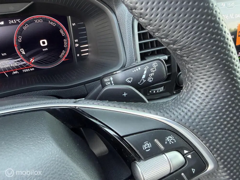 Skoda Karoq 1.5 TSI ACT Sportline uit 2026, foto 15