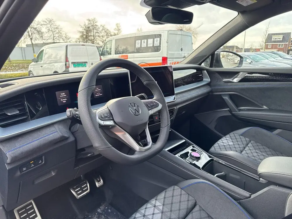 Volkswagen Tayron 1.5 eHybrid R-Line Edition | Panorama dak uit 2026, foto 11