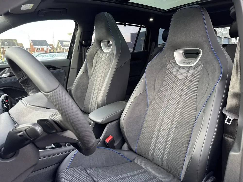 Volkswagen Tayron 1.5 eHybrid R-Line Edition | Panorama dak uit 2026, foto 14