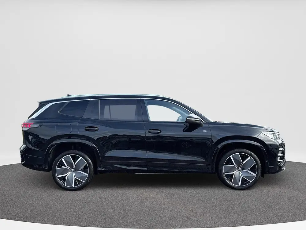 Volkswagen Tayron 1.5 eHybrid R-Line Edition | Panorama dak uit 2026, foto 4