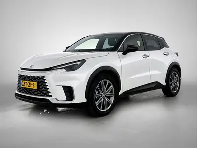 Lexus LBX Emotion 2WD uit 2025