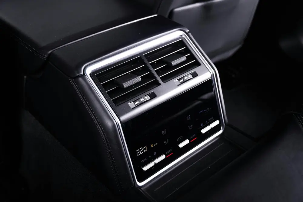Porsche Panamera 2.9 4 E-Hybrid Panoramadak uit 2019, foto 15