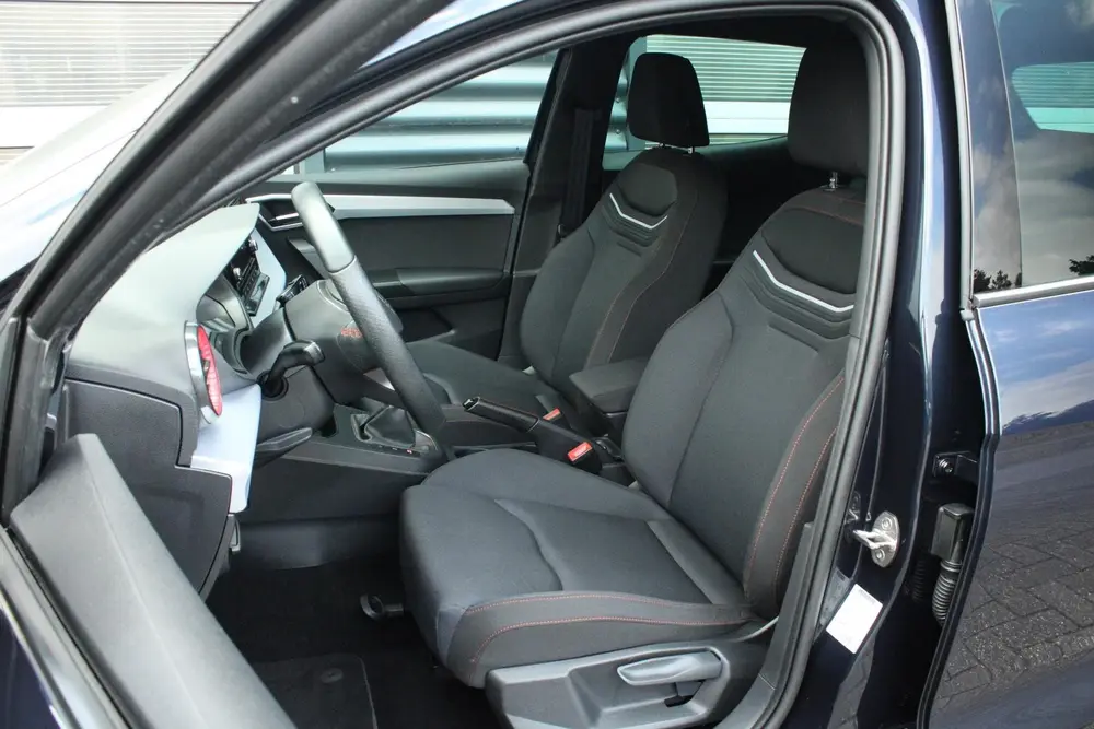 SEAT Ibiza 1.0 EcoTSI 95pk FR uit 2022, foto 4