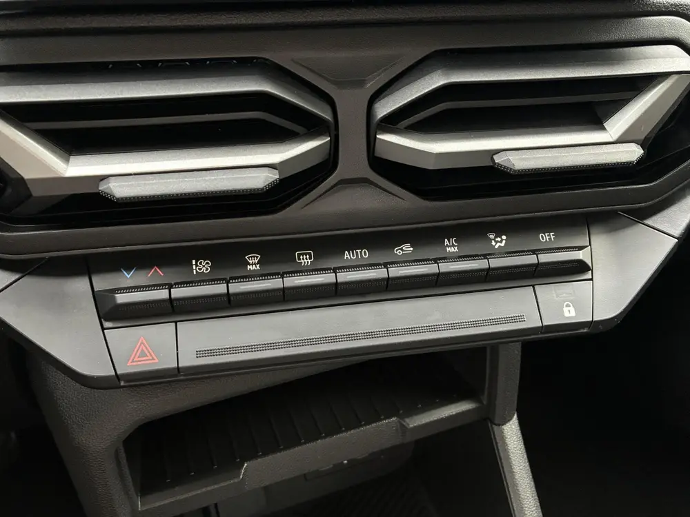 Dacia Duster 1.6 Hybrid 140 Journey uit 2025, foto 11