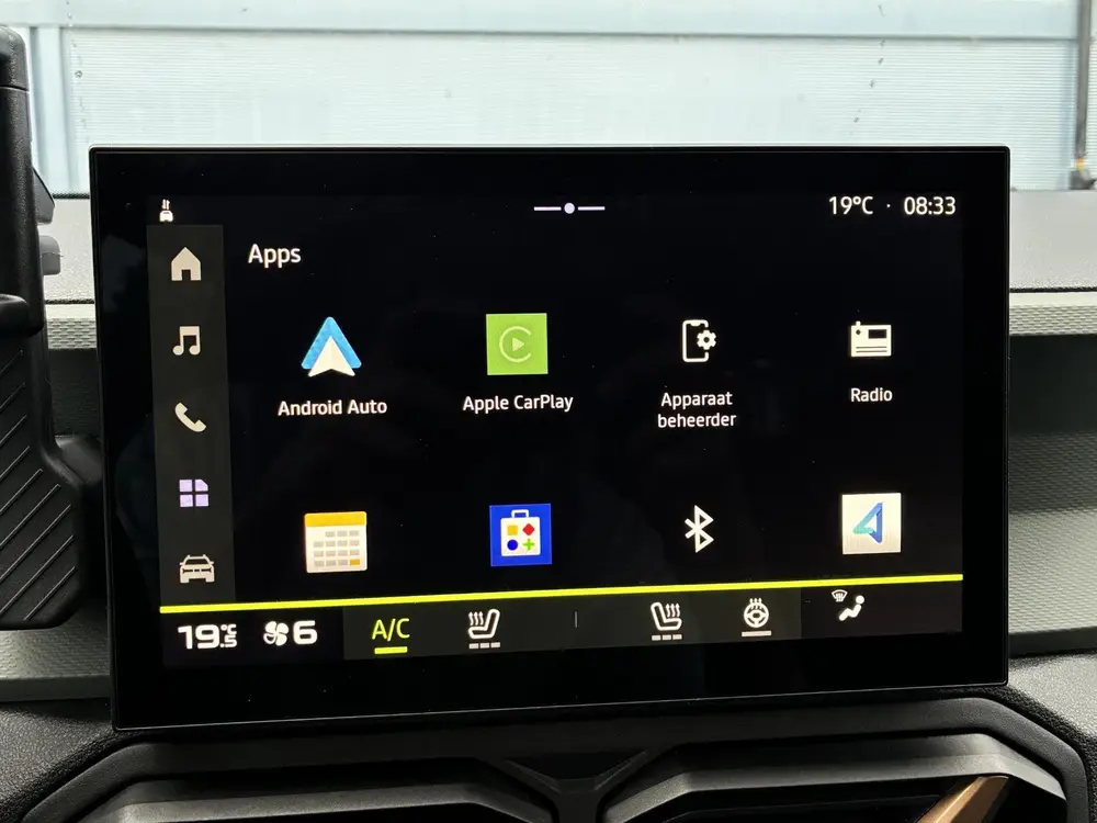 Dacia Duster 1.6 Hybrid 140 Journey uit 2025, foto 4