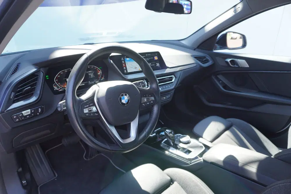 BMW 1-serie 118i Business Edition+Sportline+Led+leder+ uit 2021, foto 4