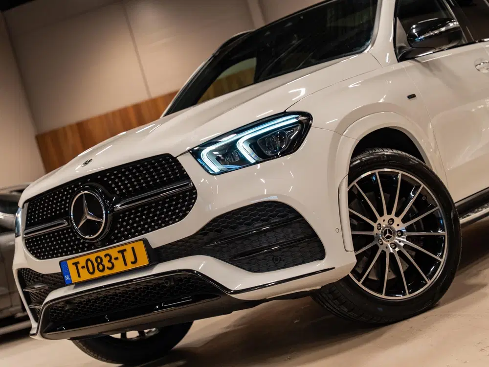 Mercedes-Benz GLE 350 e 4MATIC Premium Plus AMG Line uit 2021, foto 12