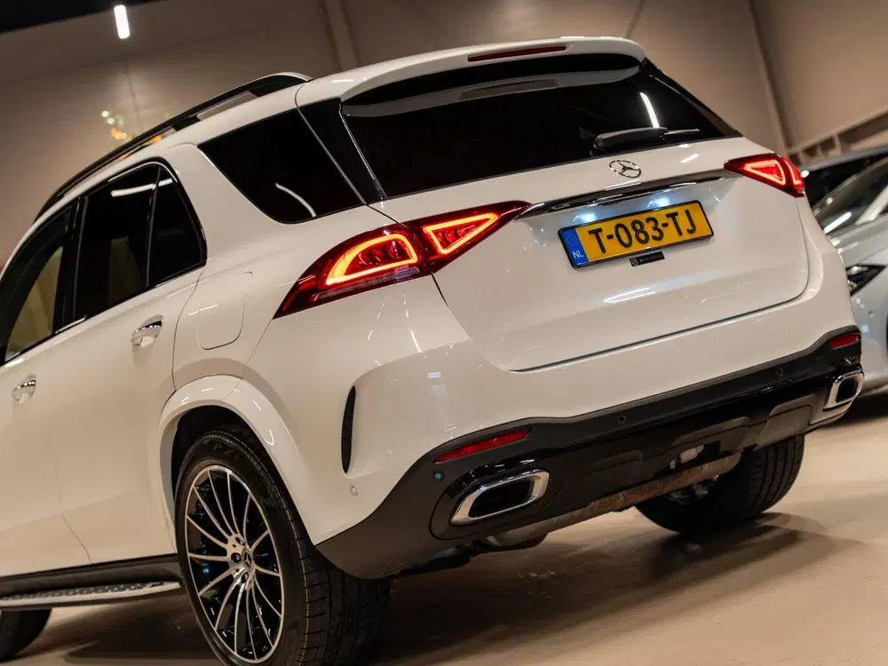 Mercedes-Benz GLE 350 e 4MATIC Premium Plus AMG Line uit 2021, foto 17