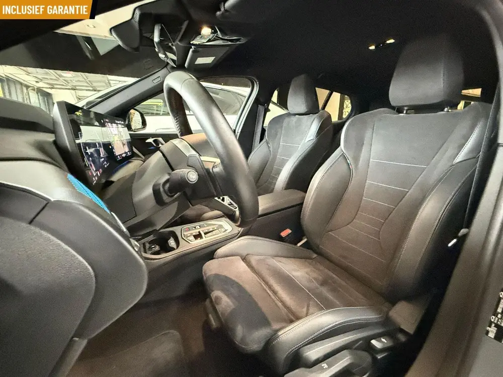 BMW 1-serie 120 M Sport Design Edition Aut*Led*Navi*36 uit 2024, foto 12