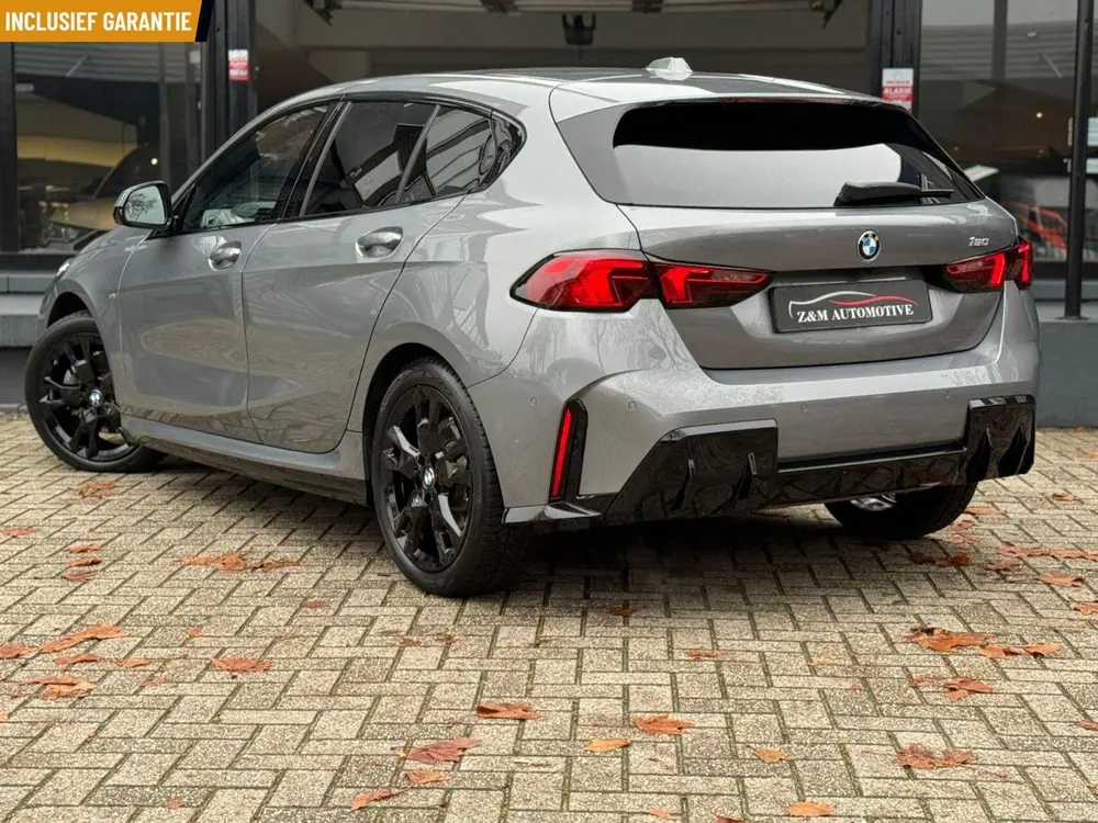 BMW 1-serie 120 M Sport Design Edition Aut*Led*Navi*36 uit 2024, foto 4