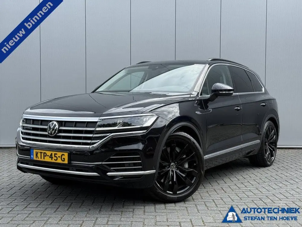 Volkswagen Touareg 3.0 TSi eHybrid 4Motion Camera (bj 2022) uit 2022