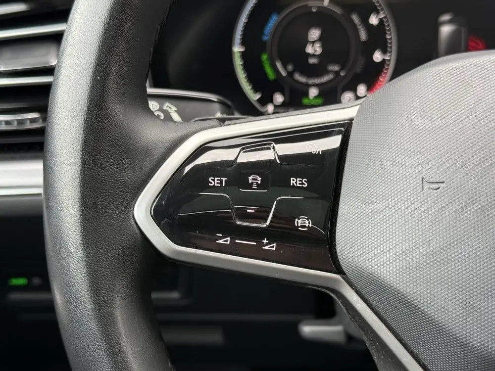 Volkswagen Touareg 3.0 TSi eHybrid 4Motion Camera (bj 2022) uit 2022, foto 12