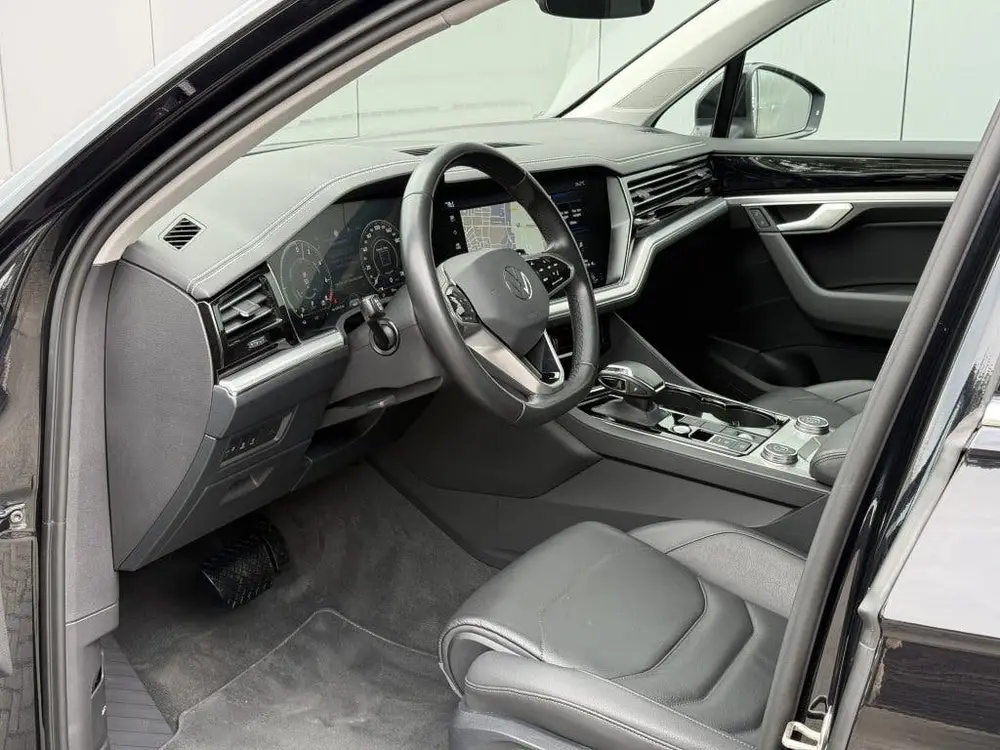 Volkswagen Touareg 3.0 TSi eHybrid 4Motion Camera (bj 2022) uit 2022, foto 15