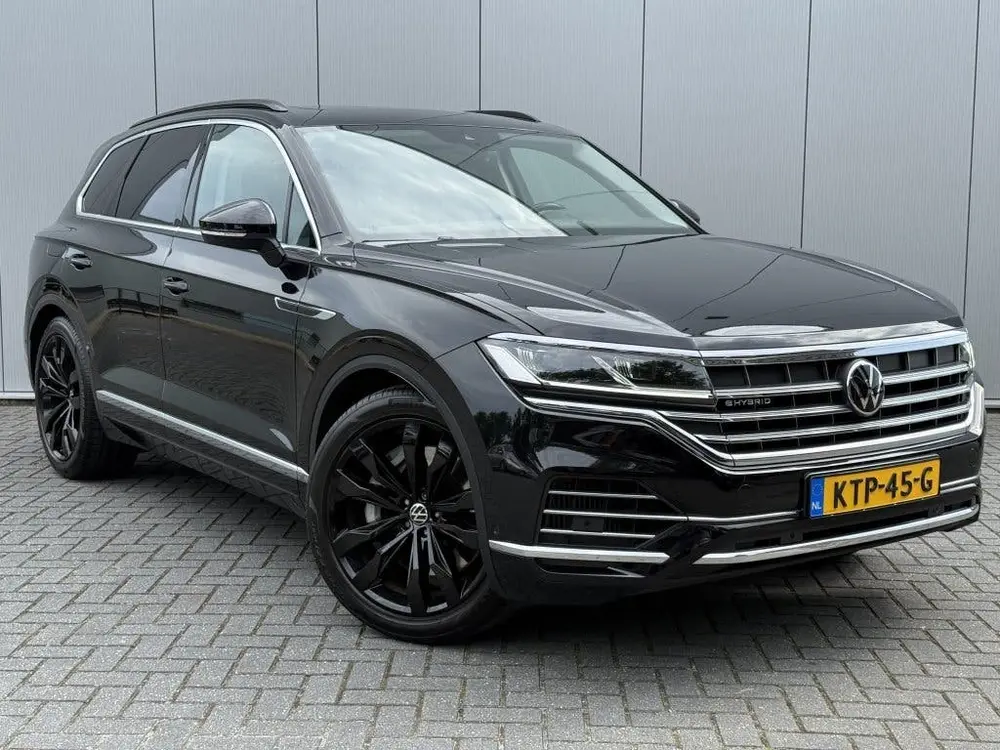Volkswagen Touareg 3.0 TSi eHybrid 4Motion Camera (bj 2022) uit 2022, foto 3