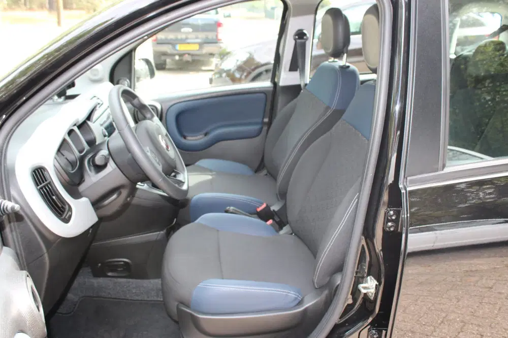 Fiat Panda 1.0 Hybrid City Cross uit 2022, foto 12