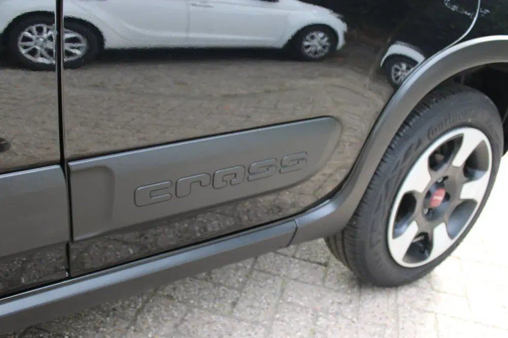Fiat Panda 1.0 Hybrid City Cross uit 2022, foto 9
