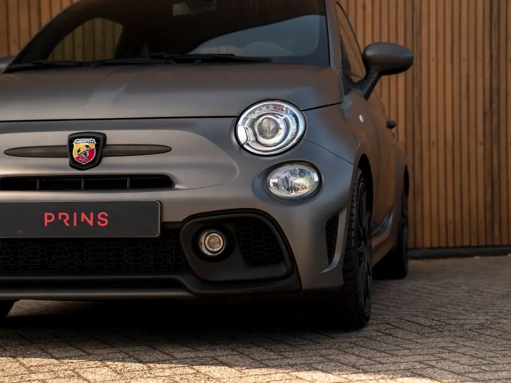 Abarth 595 Competizione 70th Anniversary (bj 2019) uit 2019, foto 14