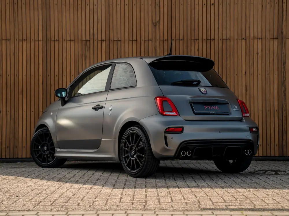 Abarth 595 Competizione 70th Anniversary (bj 2019) uit 2019, foto 6