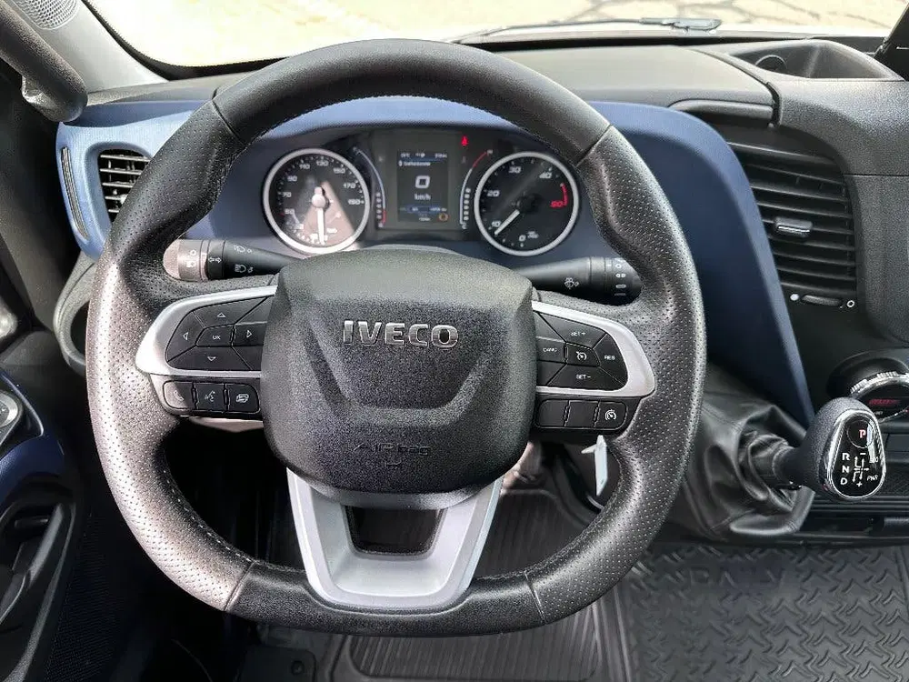 Iveco Daily 3.0 L Dubbel cabine Automaat Trekhaak L4H2 uit 2021, foto 9