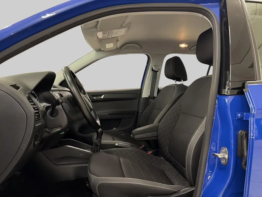 Skoda Fabia 1.0 TSI Ambition uit 2021, foto 12